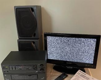 19 TV Cassette Radio