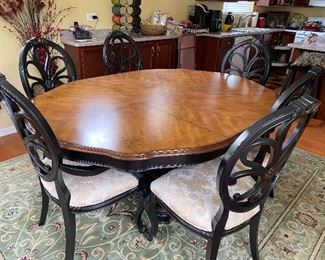 Beautiful Dining Table on Pedestal, 6 Dining Chairs (2 Armed, 4 Dining Chairs)