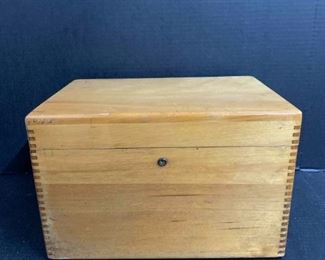 342Wood Box with Stereoview and Cards