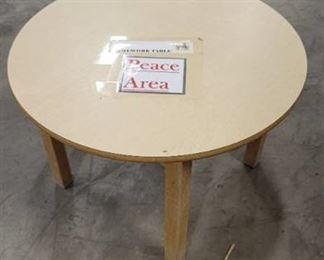 Child Size Round Work Table