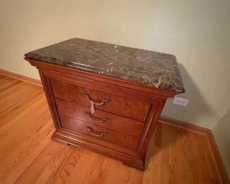 Thomasville nightstand