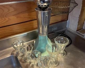 Oster malt and shake maker