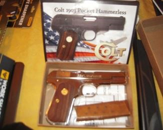 New Colt 1903 32 ACP Pocket Hammerless Pistol Silver Polish receiver