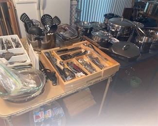 lots of kitchen goodies