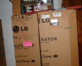 Commercial X-Mas Tree (6') in boxes