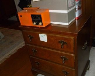 3 drawer chest
