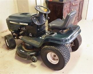 28. CRAFTSMAN Riding Mower