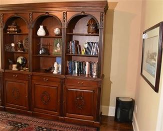 112. Large Mahogongy Bookshelf