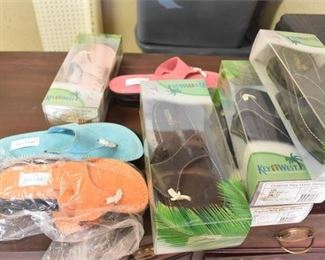 191. Group Lot Of Sandles