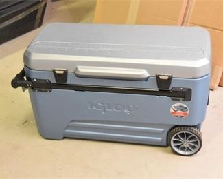 202. IGLOO Rolling Cooler