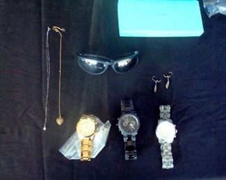Men's Michael Kors Watches & gold necklaces.