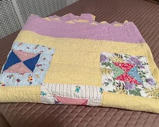 Vintage hand-sewn twin quilt. Photo 1 of 2. 