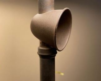 Vintage table lamp. Photo 2 of 2. 