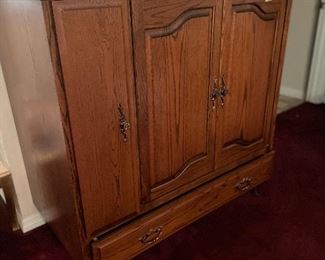 TV/Entertainment center