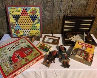 007 MidCentury Games  Toys