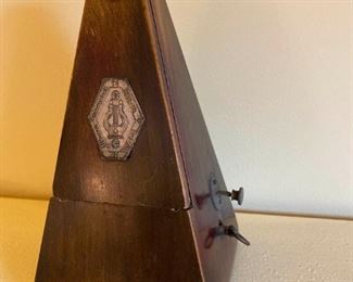Antique de Maelzel Metronome