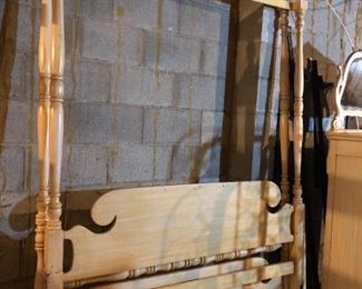 MidCentury Double Canopy Bed