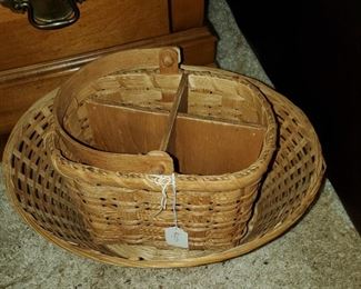 Lovely baskets for silverware or bread