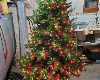 6'5" Timber Creek Pine Tree with 650 multi-color lights