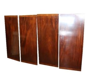 Baker Dining Table with 4 leaves