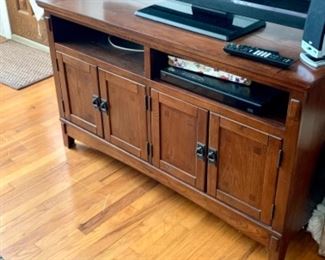 Entertainment TV  Cabinet in Excellent condition.