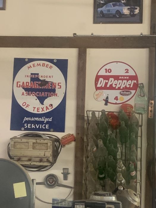 Vintage Garagemens porcelain, Bottle rack, Porcelain Dr Pepper 