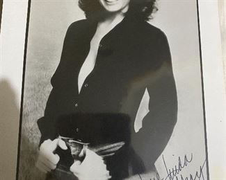 Linda Gray Autograph and Picture