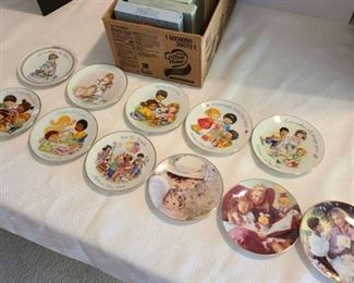 Small Avon Mother's Day plates