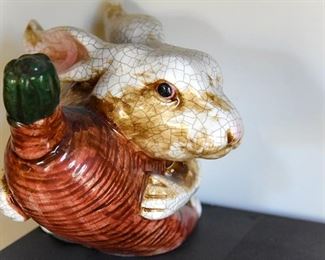 ceramic rabbit and carrot 