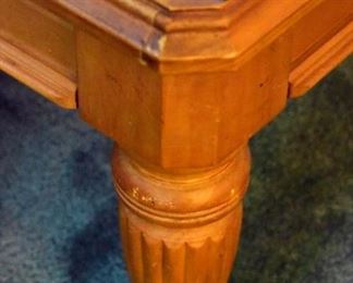 coffee table leg detail
