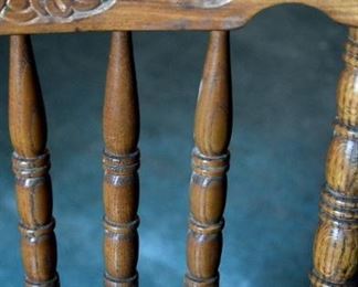 woode chair detail