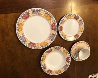 Country Cupboard stoneware - set of 12 