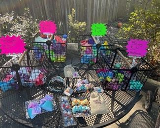 Little girl's bows galore!!