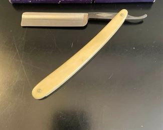 M. Jung Century Shaving Blade