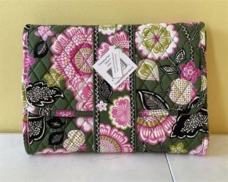 New With Tags Vera Bradley Quilted Baby Changing Pad