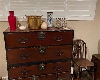 18TH C. JAPANESE TANSU CHEST, LARGE !