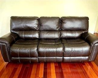 Available for presale
By phone, pick up Fri
$250