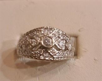 14k white gold diamond ring 4.7 grams.. $200