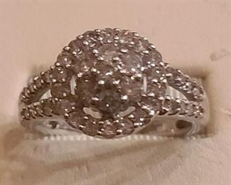 14k diamond ring 4.3 gr.. $200