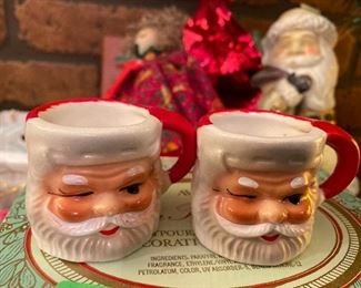 Vintage Christmas santa cups, mini