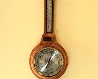WALL MOUNT BAROMETER