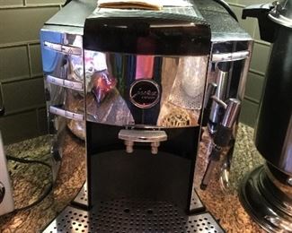 JURA IMPRESSA COFFEE MACHINE