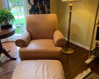 Leather Club Chair w/Ottoman