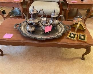 Set of French provincial end and coffee table