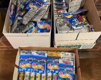 LOT of Hot Wheels 