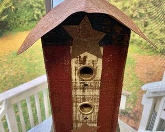 $20 - Rustic "Americana" bird house/decor - 12"Hx6Dx6.5"W