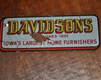 View of label for table and hutch