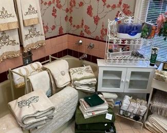 Incredible decorative Towel collection