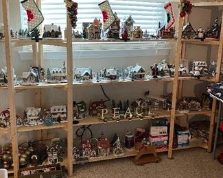 Thomas Kinkade Village houses