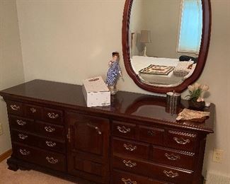 Thomasville dresser and mirror.